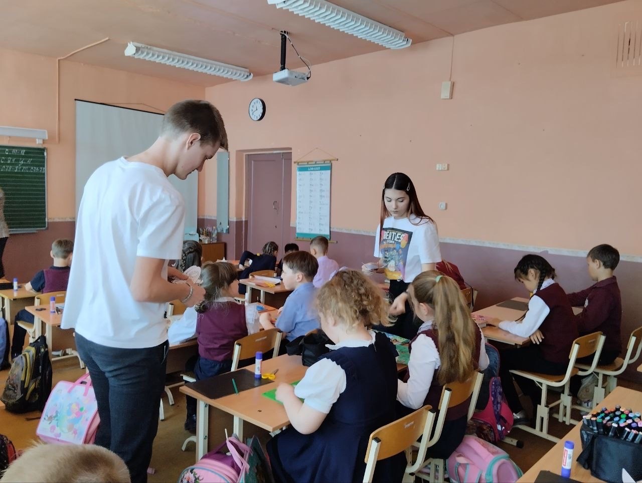 День космонавтики.